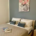 Bnbook Emozione Apartman *